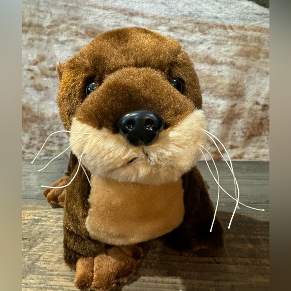 Destination Nation River Otter Stuffed Animal - Picture 2 of 7